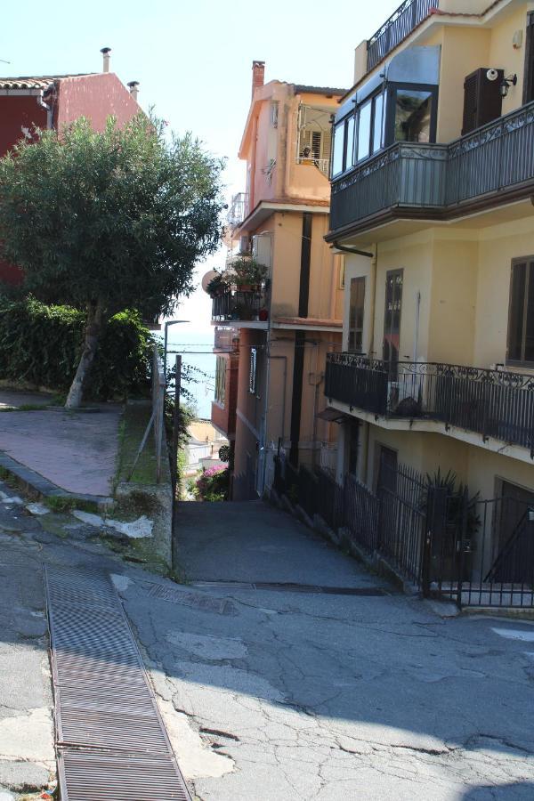 Taormina Casa Liliana Apartment Екстериор снимка